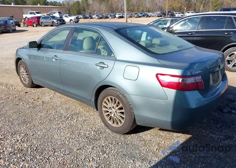 2009 Toyota Camry Le z USA, uszkodzony, nr VIN 4T4BE46K49R136469